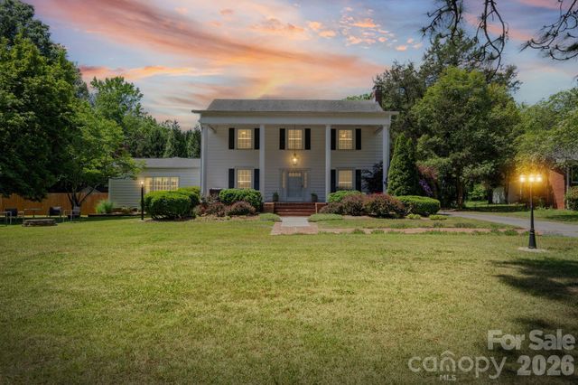 2403 E Innes Street, Salisbury, NC 28146