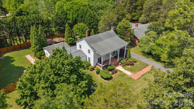 2403 E Innes Street, Salisbury, NC 28146
