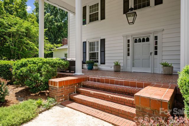 2403 E Innes Street, Salisbury, NC 28146
