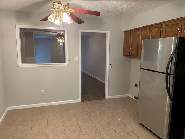 6401 Deihl Road 704, Houston, TX 77092