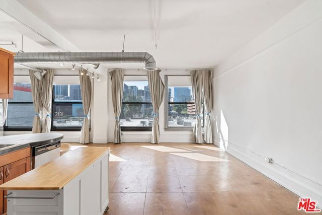 108 W 2nd Street 311, Los Angeles, CA 90012