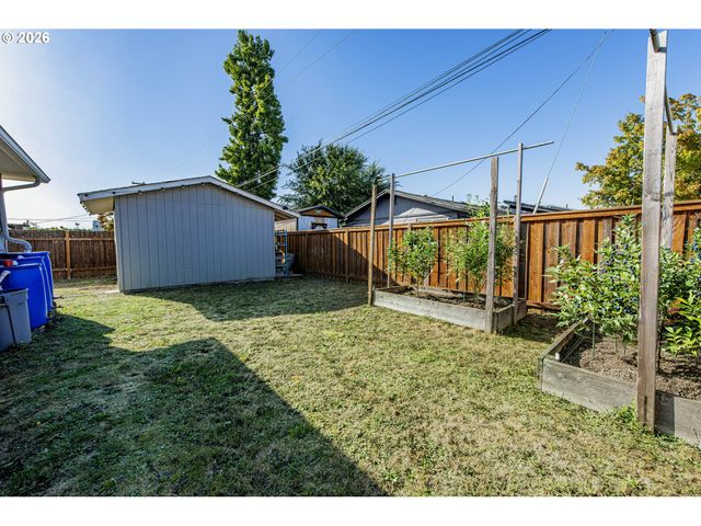 2274 CENTENNIAL Blvd, Springfield, OR 97477