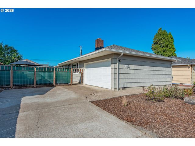 2274 CENTENNIAL Blvd, Springfield, OR 97477