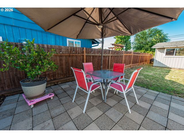 2274 CENTENNIAL Blvd, Springfield, OR 97477