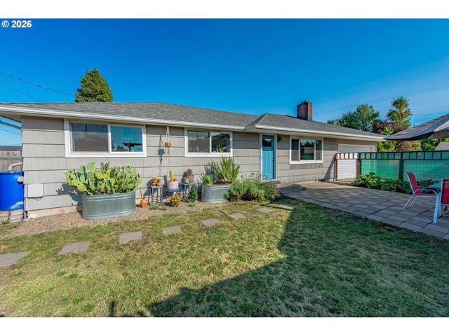 2274 CENTENNIAL Blvd, Springfield, OR 97477