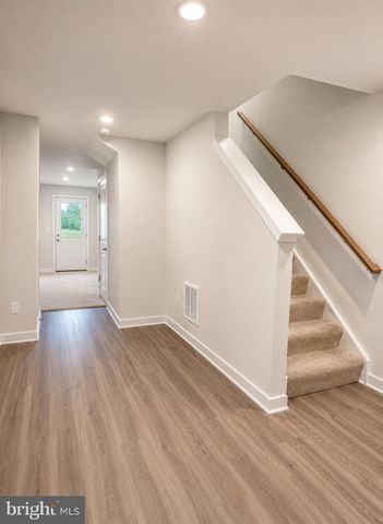 105 BOONE CT, Winchester, VA 22602