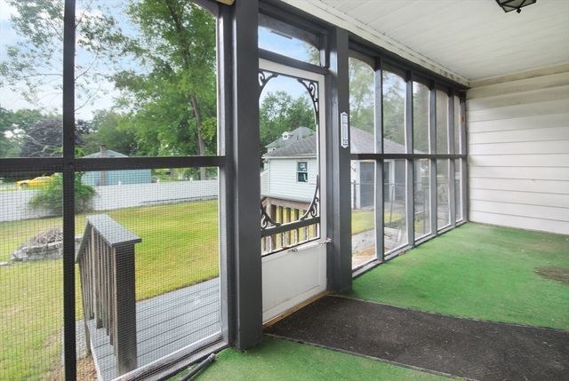 10 Brook St, Ayer, MA 01432