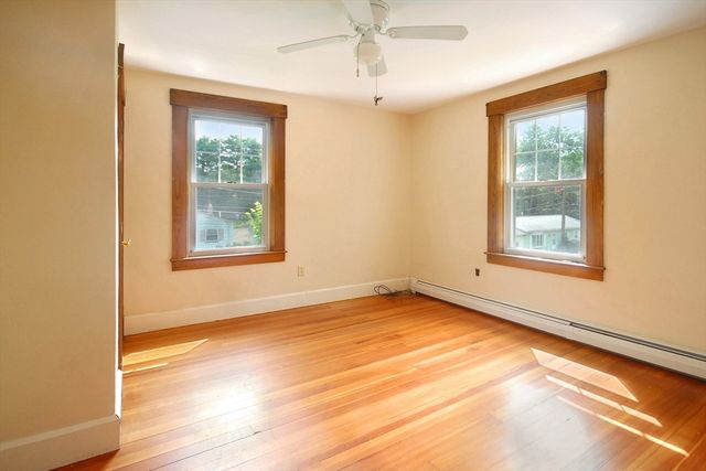 10 Brook St, Ayer, MA 01432