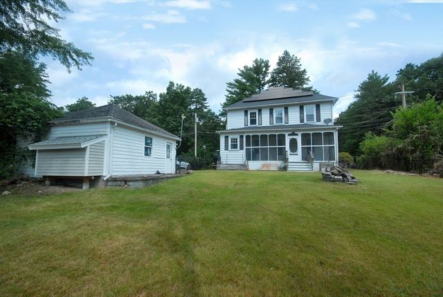 10 Brook St, Ayer, MA 01432