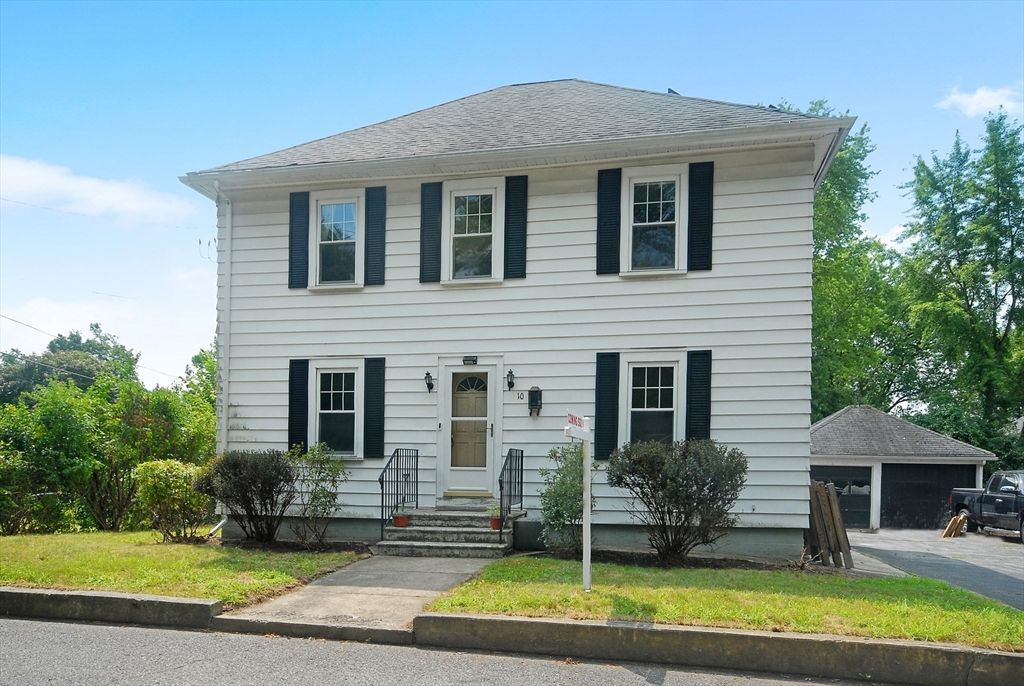 10 Brook St, Ayer, MA 01432