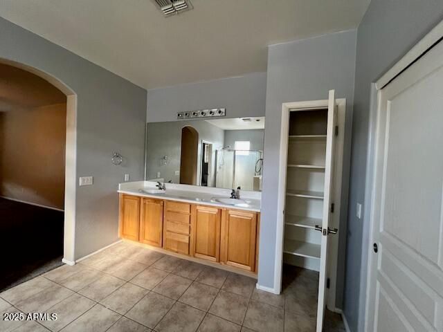 10618 W LONE CACTUS Drive, Peoria, AZ 85382