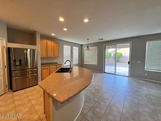 10618 W LONE CACTUS Drive, Peoria, AZ 85382