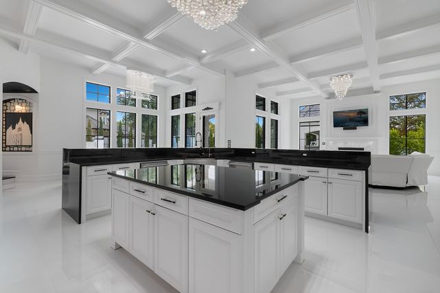 361 S White Chapel Boulevard, Southlake, TX 76092