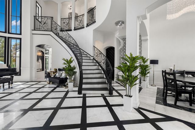 361 S White Chapel Boulevard, Southlake, TX 76092