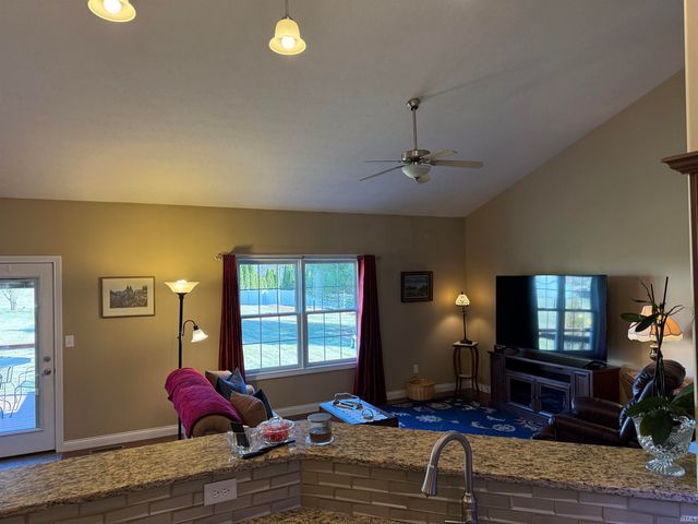 4265 S Mallard Court, Bloomington, IN 47403