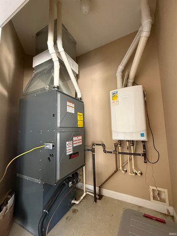 4265 S Mallard Court, Bloomington, IN 47403