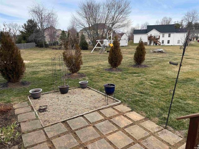 4265 S Mallard Court, Bloomington, IN 47403