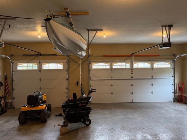 4265 S Mallard Court, Bloomington, IN 47403