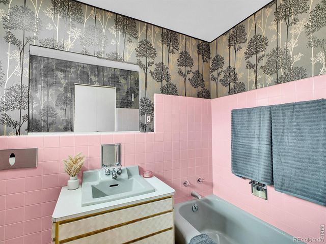 4677 E Hampden Avenue, Denver, CO 80222