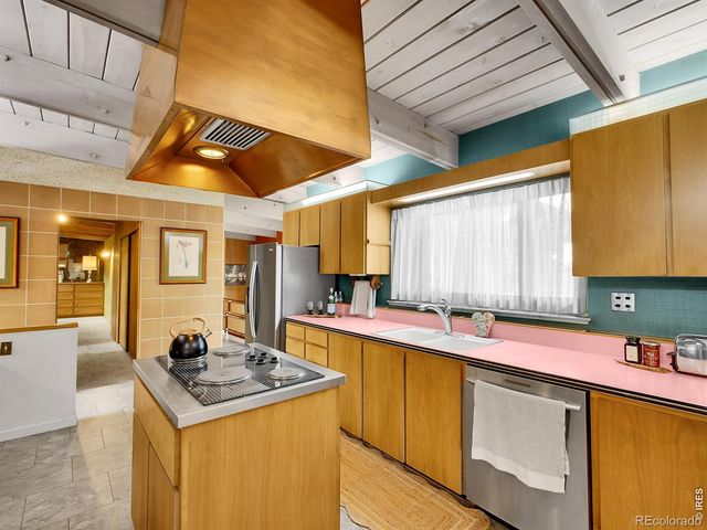 4677 E Hampden Avenue, Denver, CO 80222
