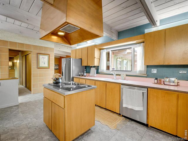 4677 E Hampden Avenue, Denver, CO 80222