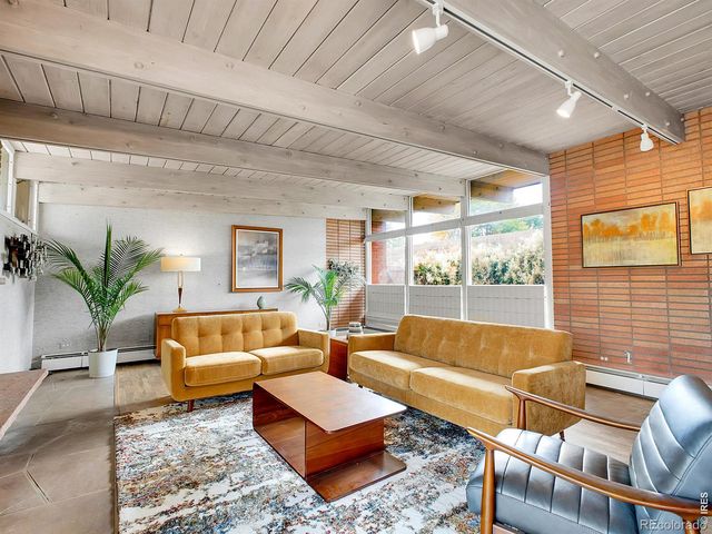 4677 E Hampden Avenue, Denver, CO 80222