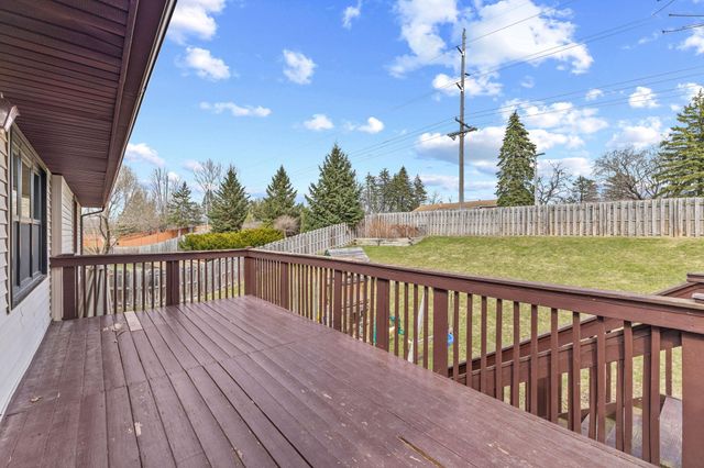 4290 Fox Ridge Road, Eagan, MN 55122