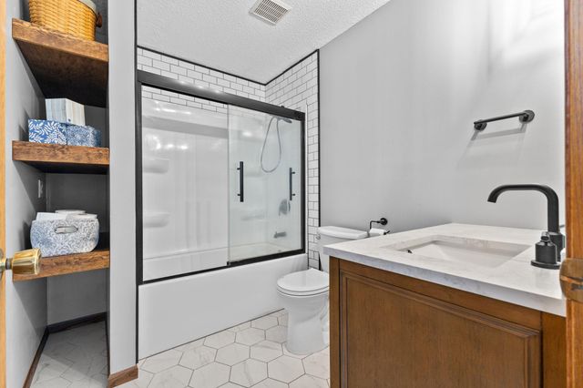 4290 Fox Ridge Road, Eagan, MN 55122