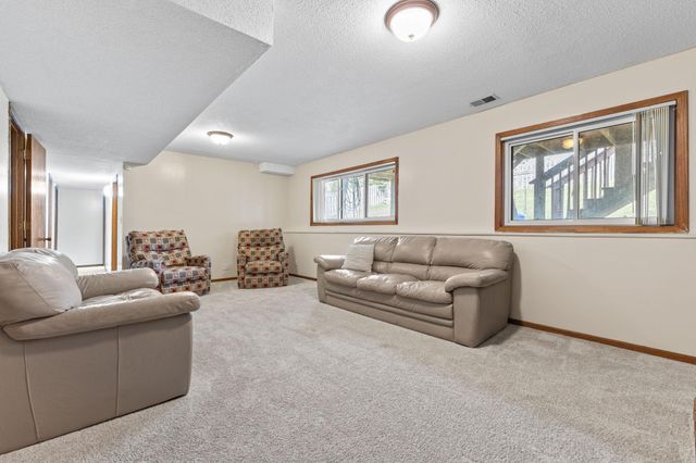 4290 Fox Ridge Road, Eagan, MN 55122