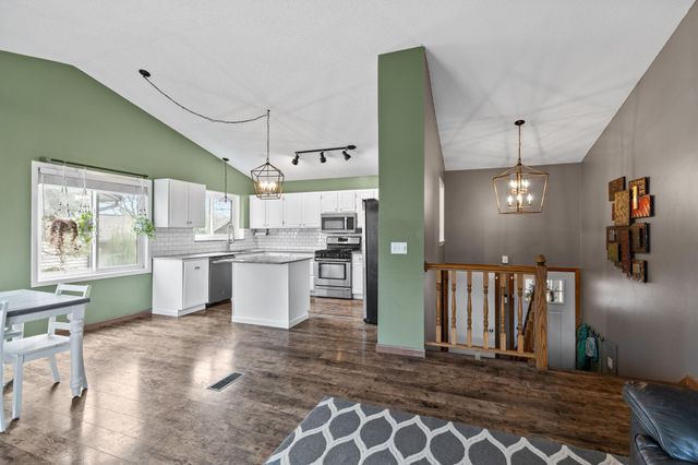 4290 Fox Ridge Road, Eagan, MN 55122