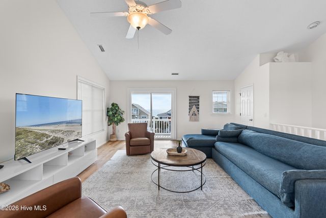 708 Ocean Boulevard W, Supply, NC 28462