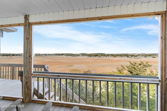 708 Ocean Boulevard W, Supply, NC 28462