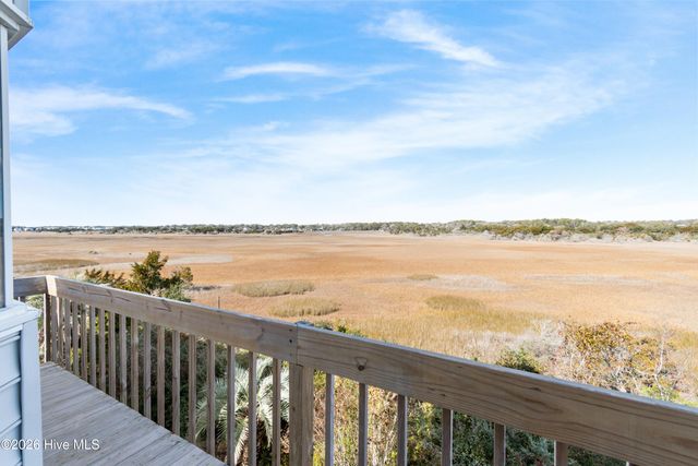 708 Ocean Boulevard W, Supply, NC 28462