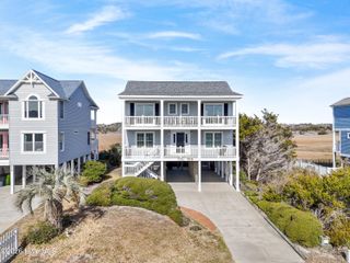 708 Ocean Boulevard W, Supply, NC 28462