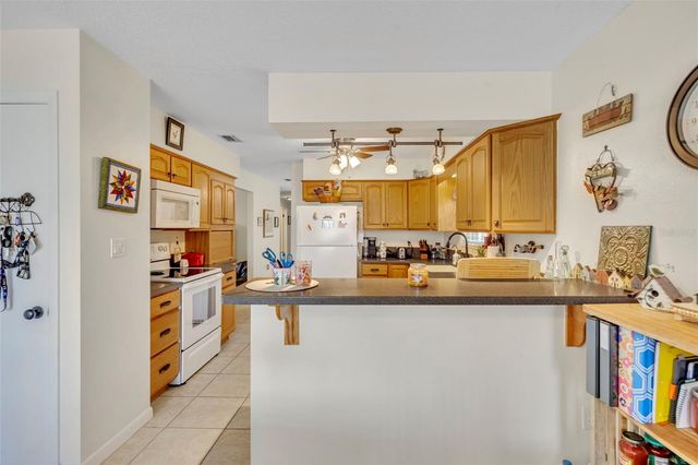 9830 BUNKER ROAD, Leesburg, FL 34788