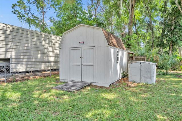 9830 BUNKER ROAD, Leesburg, FL 34788