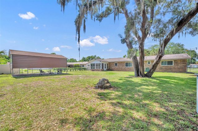9830 BUNKER ROAD, Leesburg, FL 34788