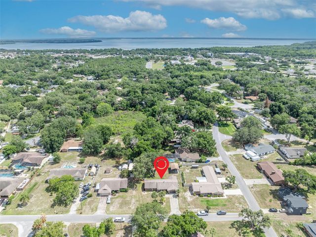 9830 BUNKER ROAD, Leesburg, FL 34788