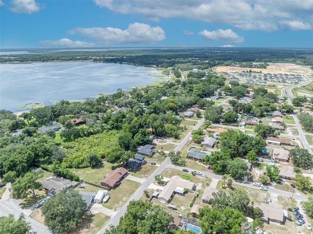 9830 BUNKER ROAD, Leesburg, FL 34788