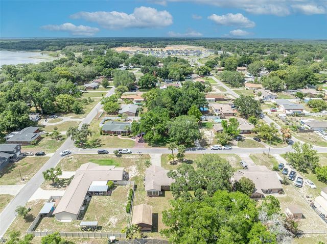 9830 BUNKER ROAD, Leesburg, FL 34788