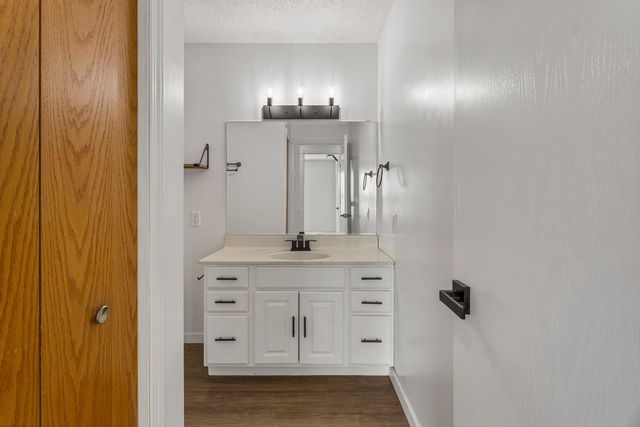 509 Crestwood Drive, Champaign, IL 61822