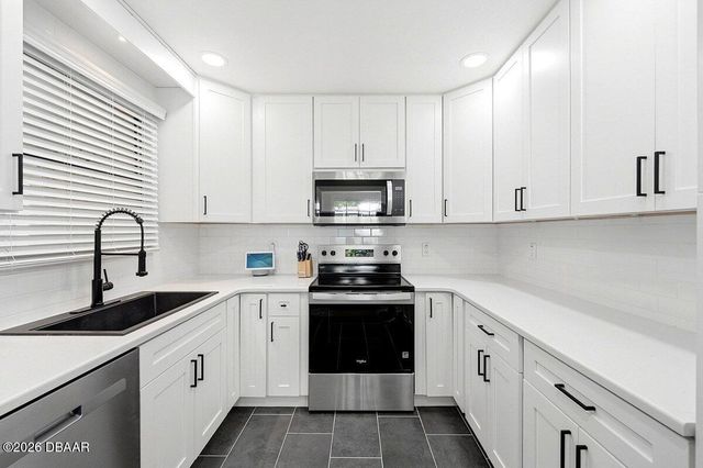 2015 Brian Avenue, South Daytona, FL 32119
