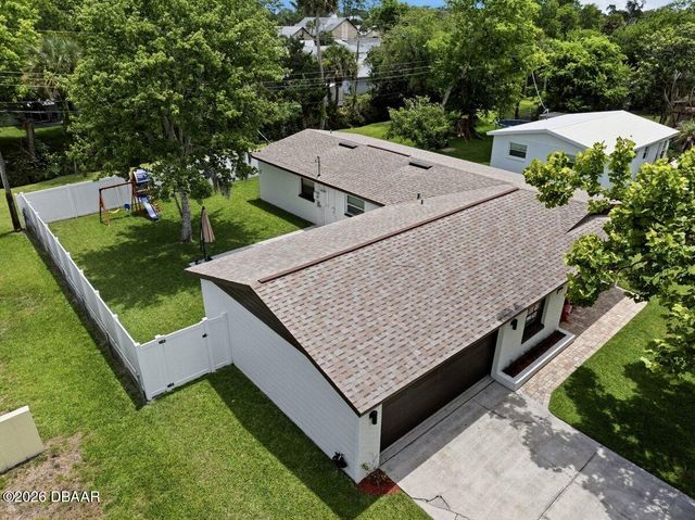 2015 Brian Avenue, South Daytona, FL 32119
