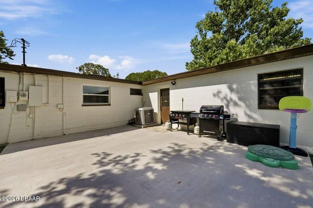 2015 Brian Avenue, South Daytona, FL 32119