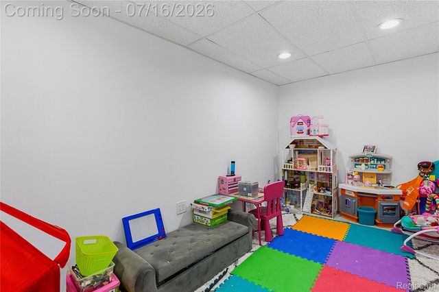 52279 Matterhorn Drive, Macomb Township, MI 48042