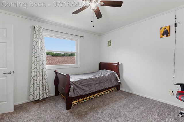 52279 Matterhorn Drive, Macomb Township, MI 48042