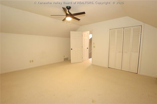 8 Quail Cove Road, Charleston, WV 25314