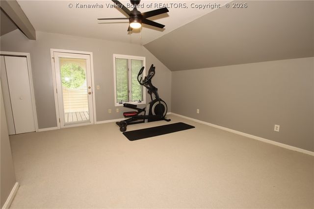 8 Quail Cove Road, Charleston, WV 25314