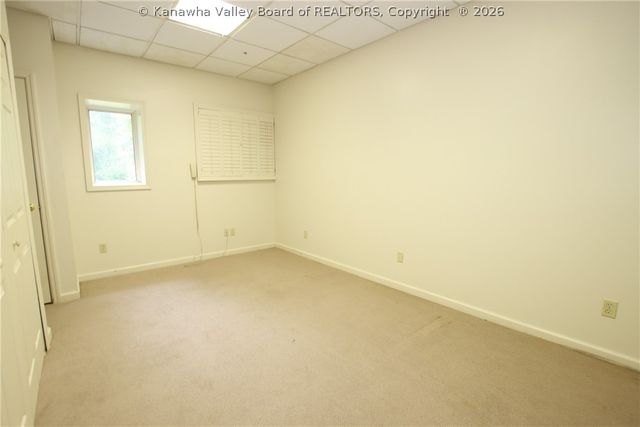 8 Quail Cove Road, Charleston, WV 25314