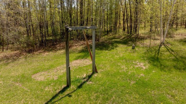 1042 48th Avenue SW, Backus, MN 56435